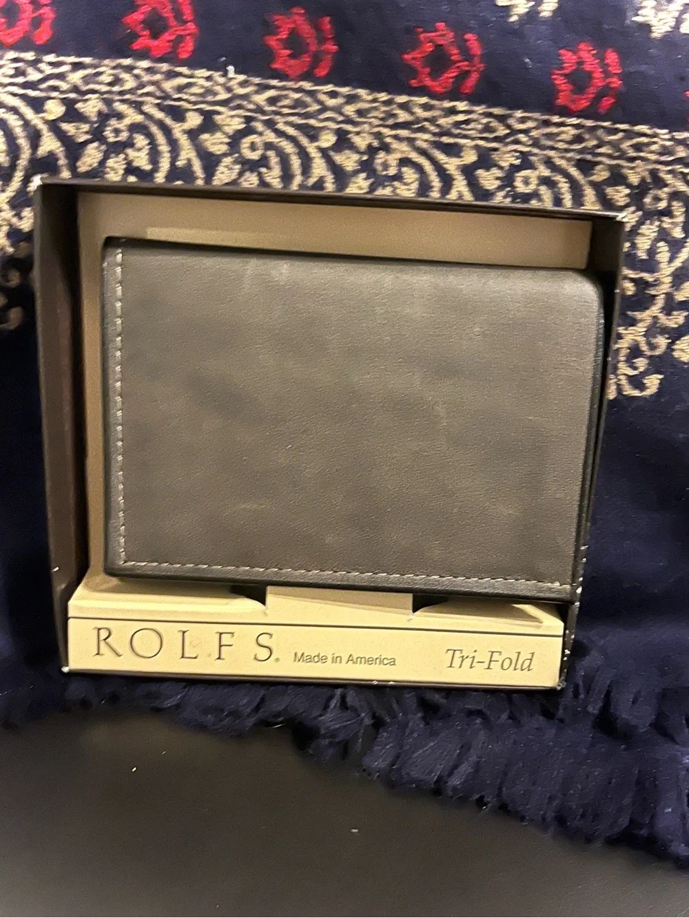 Rolfs Black Tri-Fold Leather Key & Card Holder
